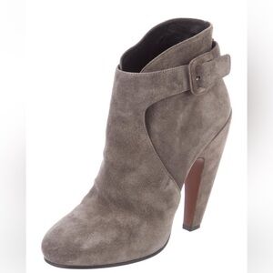 Alaïa Gray Suede Ankle Boots with Buckle